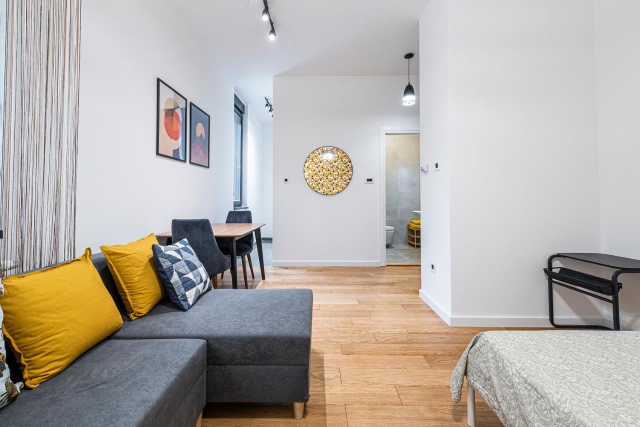 Vertigo Modern Studio-Free Private Parking-Fast Wi-Fi 诺威萨 外观 照片